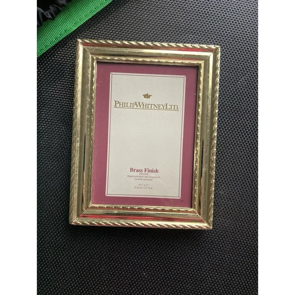 Philip Whitney LTD RIBBON BRASS Picture FRAME 3.5